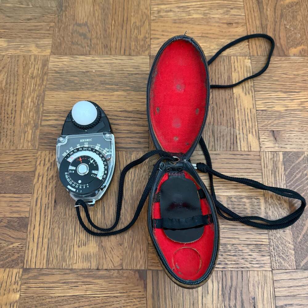 Vintage Sekonic Studio Deluxe L-28c2 Analog Exposure Light Meter with Case